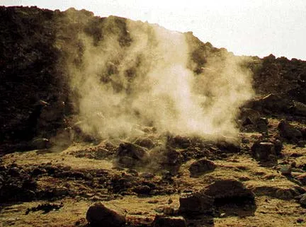 steam vent at alid