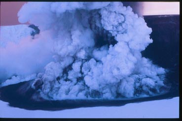 Images taken by Freysteinn Sigmundsson during the 1998 eruption of Grímsvötn
